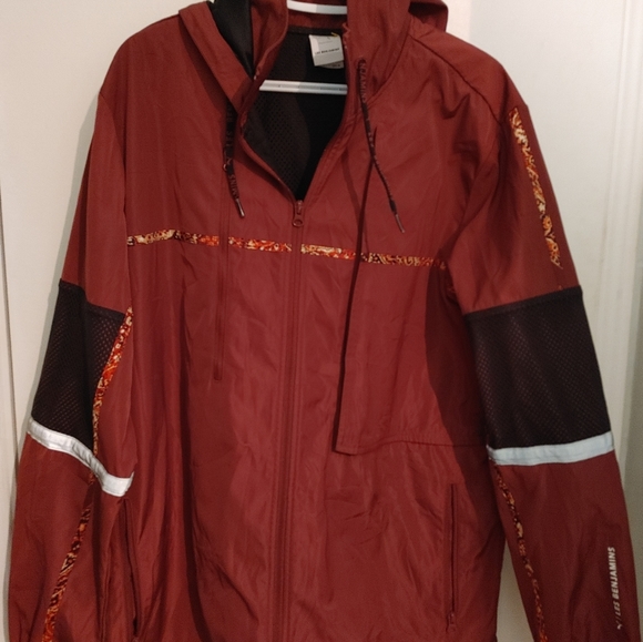 Puma x Les Benjamins Mens Windbreaker SZ.L Burgundy - Picture 2 of 11